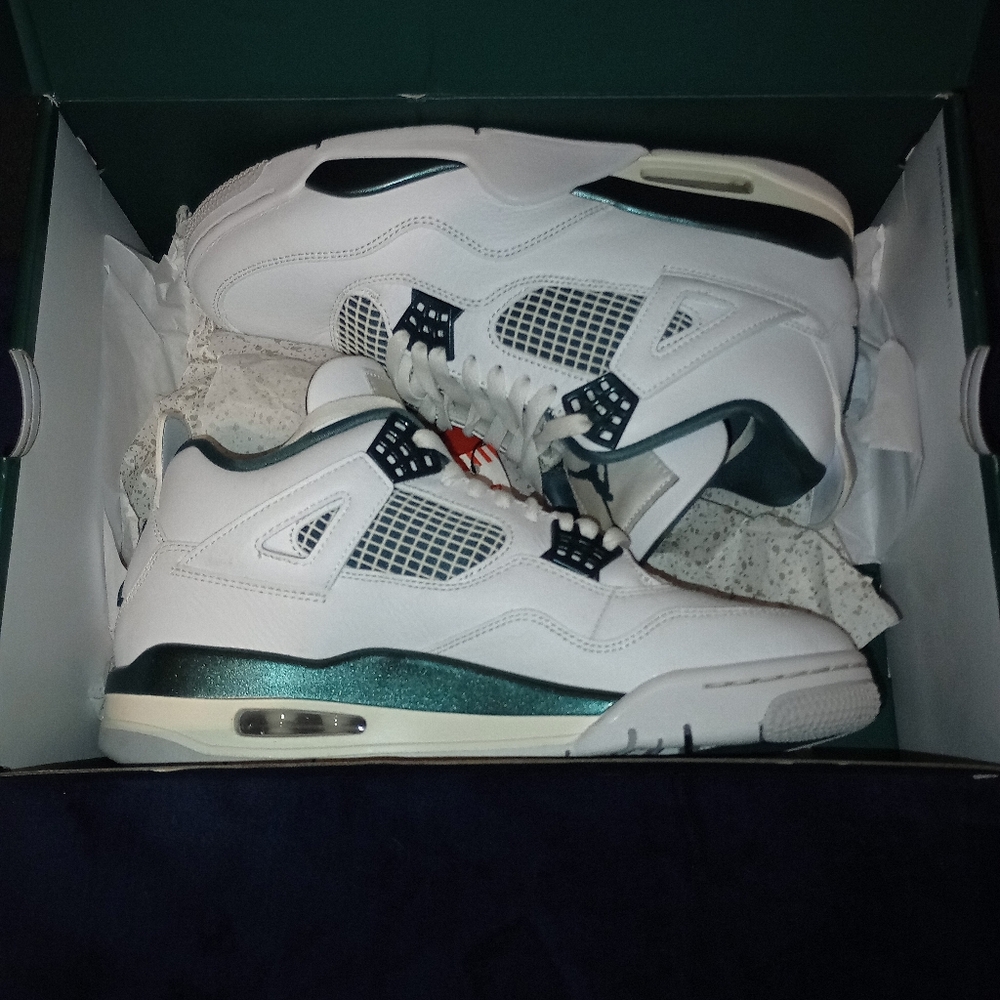 IOB EUC Air Jordan 4 Oxidized Green Mens size 9.5 - Picture 9 of 15